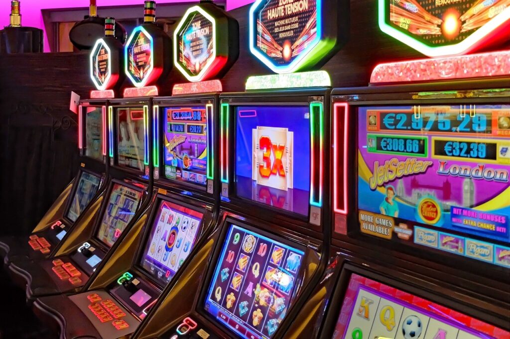 From Virtual Tracks to Virtual Slots: How Digital Gambling is Changing Motorsport Betting